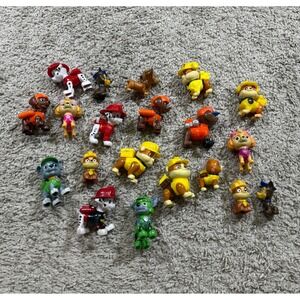 LOT OF 20 PAW Patrol Toy Figures L Marshall Rubble Chase Skye Zuma Rocky Cartoon